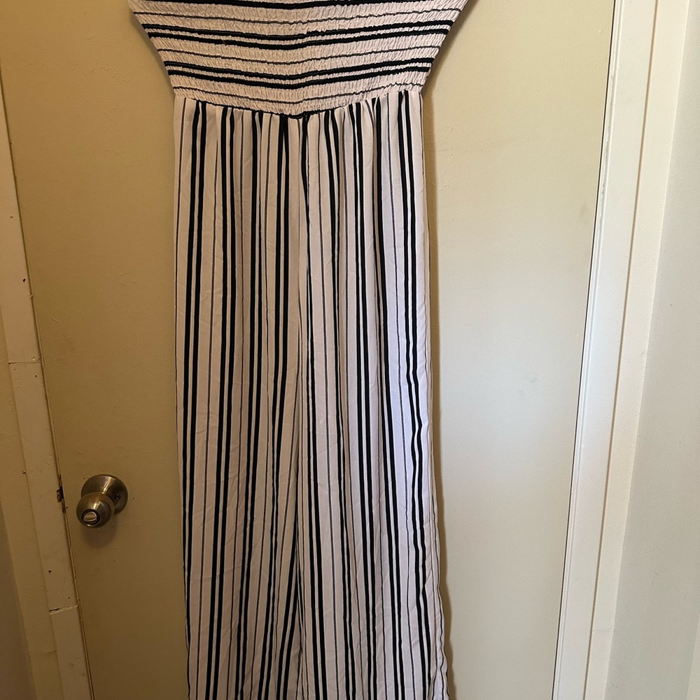 Oh Black and White Striped Garment